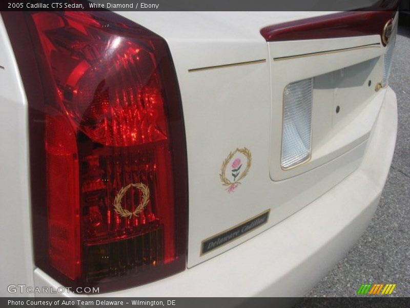 White Diamond / Ebony 2005 Cadillac CTS Sedan