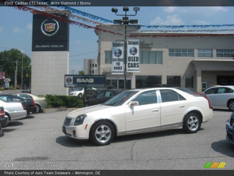 White Diamond / Ebony 2005 Cadillac CTS Sedan