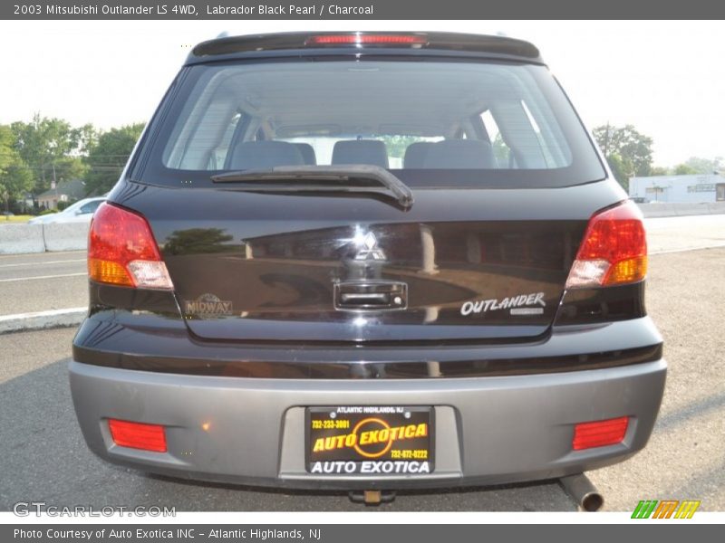 Labrador Black Pearl / Charcoal 2003 Mitsubishi Outlander LS 4WD