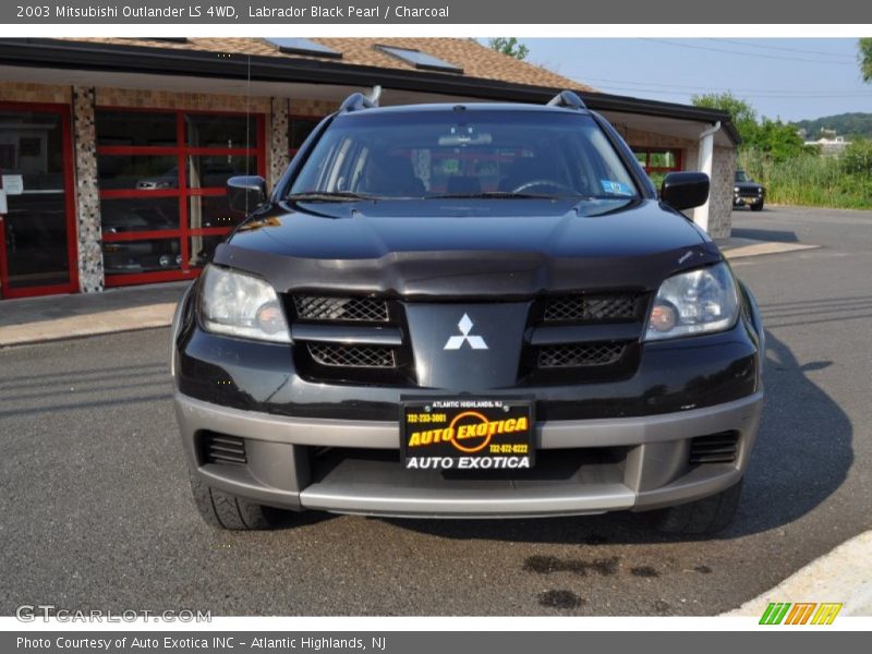 Labrador Black Pearl / Charcoal 2003 Mitsubishi Outlander LS 4WD