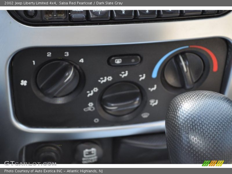 Salsa Red Pearlcoat / Dark Slate Gray 2002 Jeep Liberty Limited 4x4