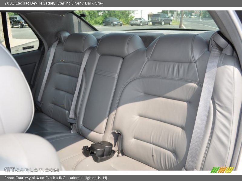 Sterling Silver / Dark Gray 2001 Cadillac DeVille Sedan