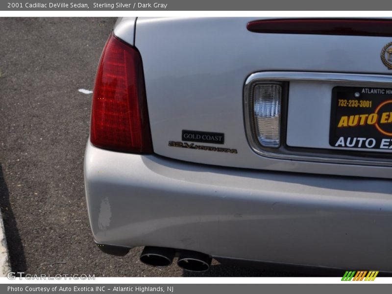 Sterling Silver / Dark Gray 2001 Cadillac DeVille Sedan