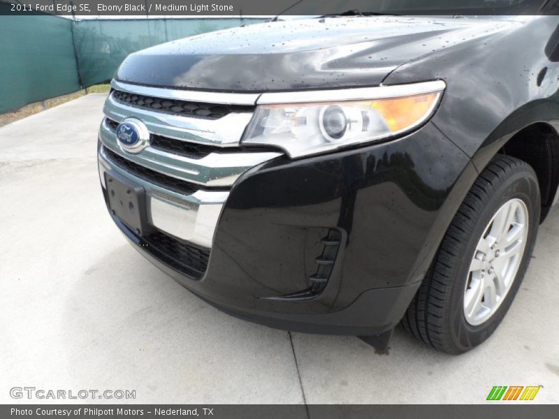 Ebony Black / Medium Light Stone 2011 Ford Edge SE