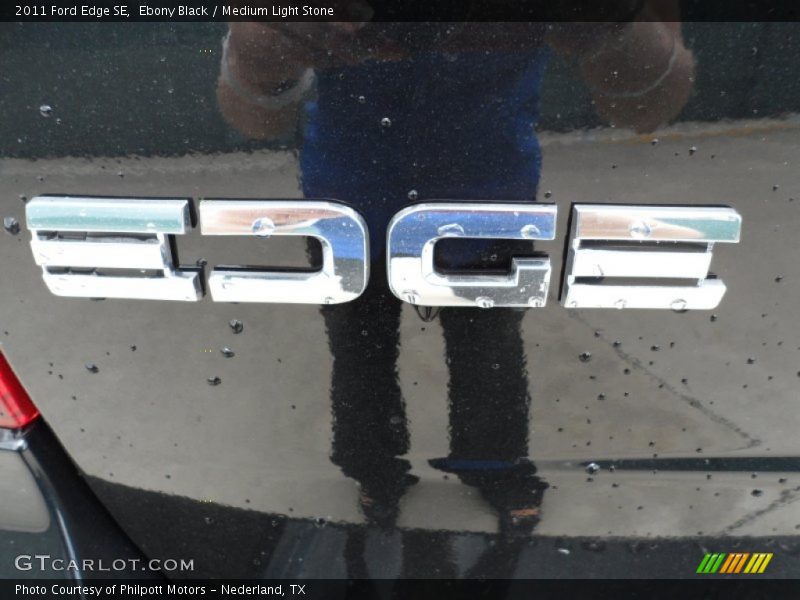 Ebony Black / Medium Light Stone 2011 Ford Edge SE