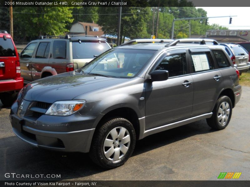 Graphite Gray Pearl / Charcoal 2006 Mitsubishi Outlander LS 4WD