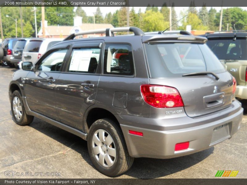 Graphite Gray Pearl / Charcoal 2006 Mitsubishi Outlander LS 4WD