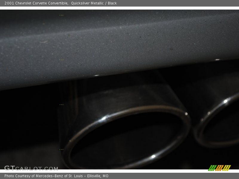 Quicksilver Metallic / Black 2001 Chevrolet Corvette Convertible