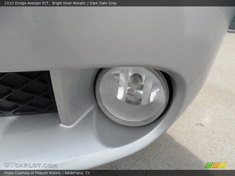 Bright Silver Metallic / Dark Slate Gray 2010 Dodge Avenger R/T