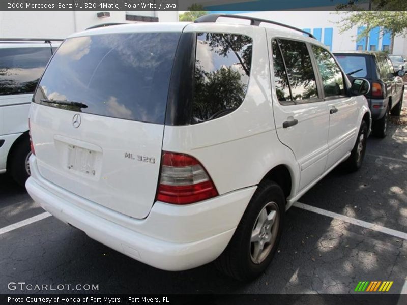 Polar White / Java 2000 Mercedes-Benz ML 320 4Matic