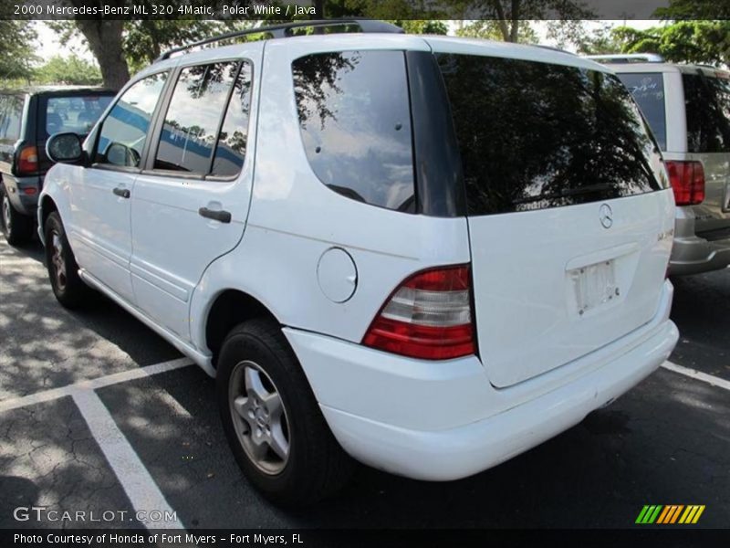 Polar White / Java 2000 Mercedes-Benz ML 320 4Matic