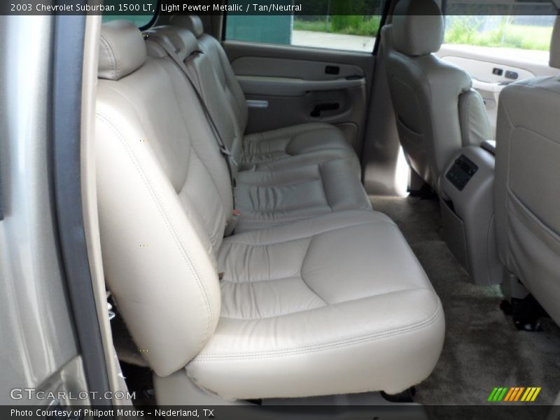 Light Pewter Metallic / Tan/Neutral 2003 Chevrolet Suburban 1500 LT
