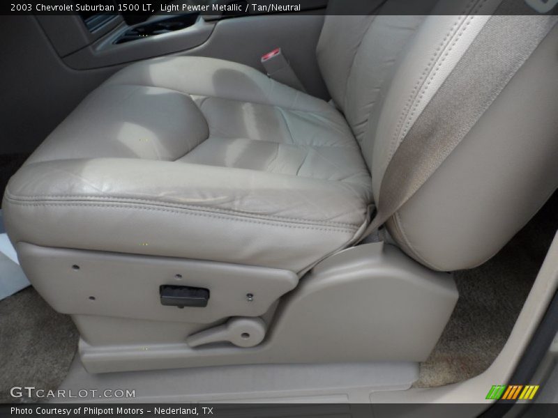 Light Pewter Metallic / Tan/Neutral 2003 Chevrolet Suburban 1500 LT