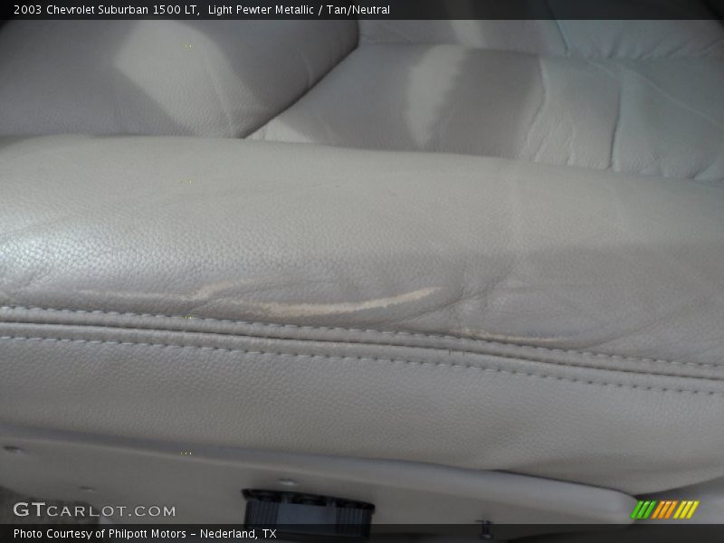 Light Pewter Metallic / Tan/Neutral 2003 Chevrolet Suburban 1500 LT