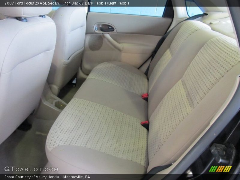 Pitch Black / Dark Pebble/Light Pebble 2007 Ford Focus ZX4 SE Sedan