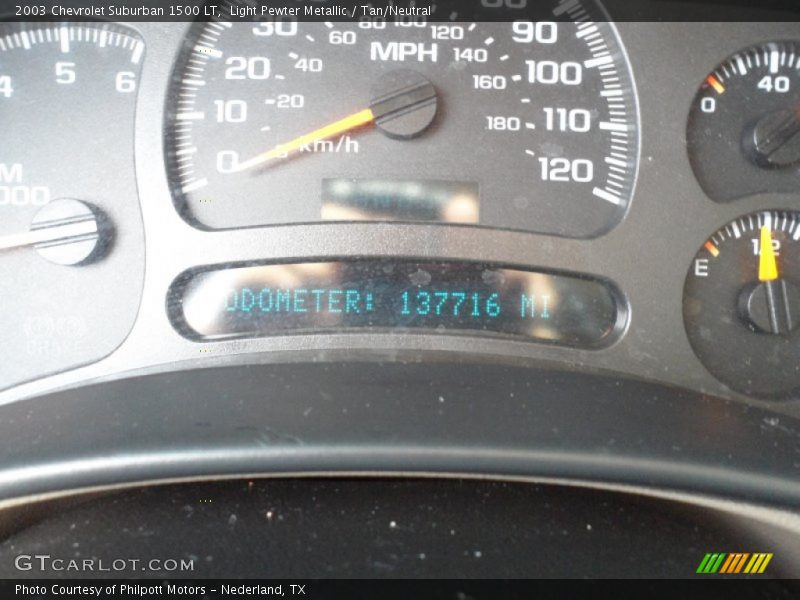 Light Pewter Metallic / Tan/Neutral 2003 Chevrolet Suburban 1500 LT