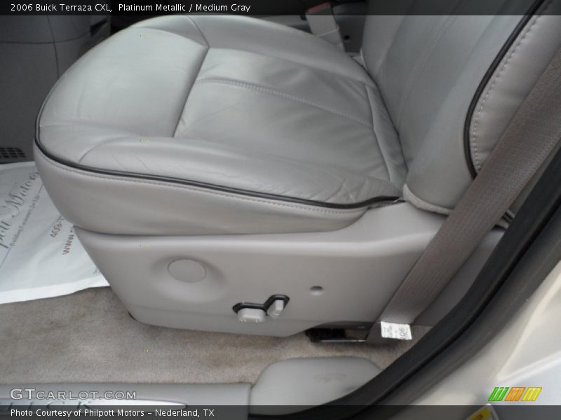 Platinum Metallic / Medium Gray 2006 Buick Terraza CXL