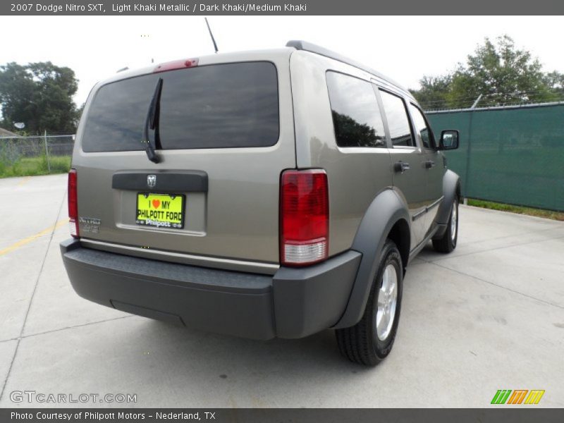 Light Khaki Metallic / Dark Khaki/Medium Khaki 2007 Dodge Nitro SXT