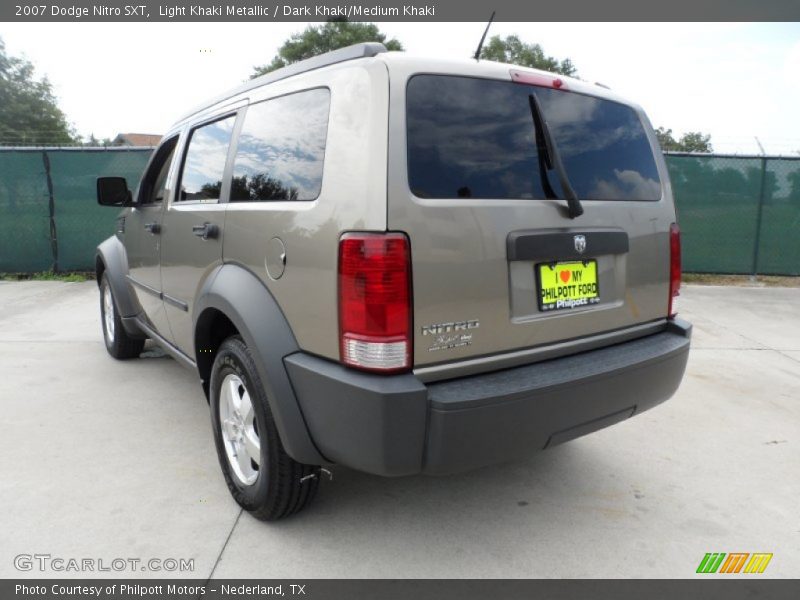 Light Khaki Metallic / Dark Khaki/Medium Khaki 2007 Dodge Nitro SXT