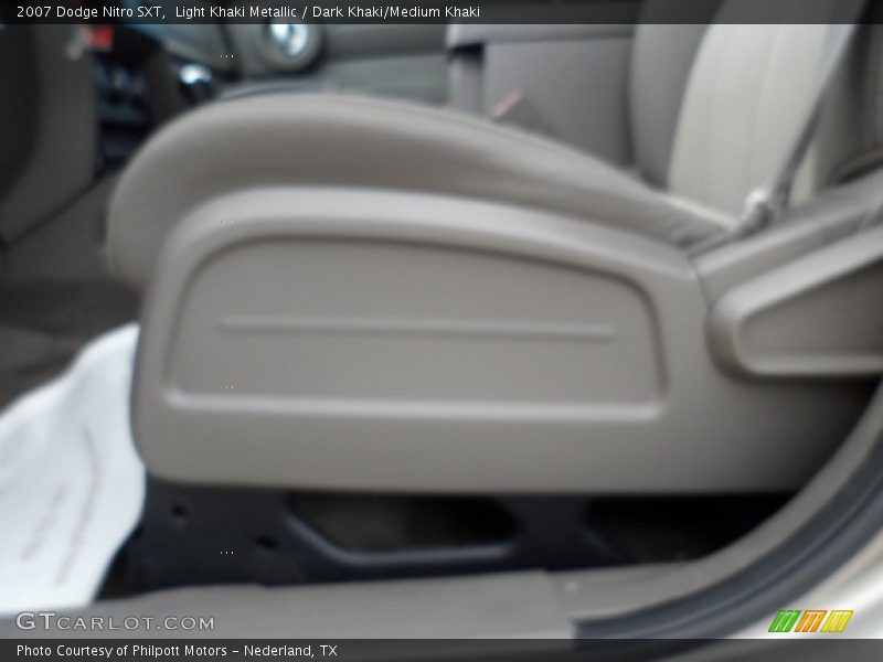 Light Khaki Metallic / Dark Khaki/Medium Khaki 2007 Dodge Nitro SXT