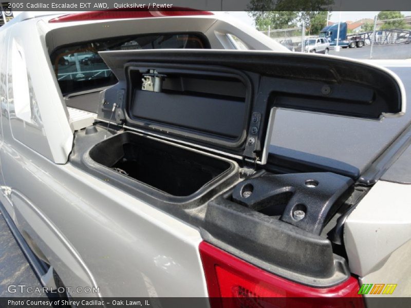 Quicksilver / Pewter 2005 Cadillac Escalade EXT AWD