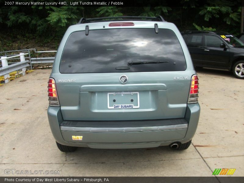 Light Tundra Metallic / Pebble 2007 Mercury Mariner Luxury 4WD