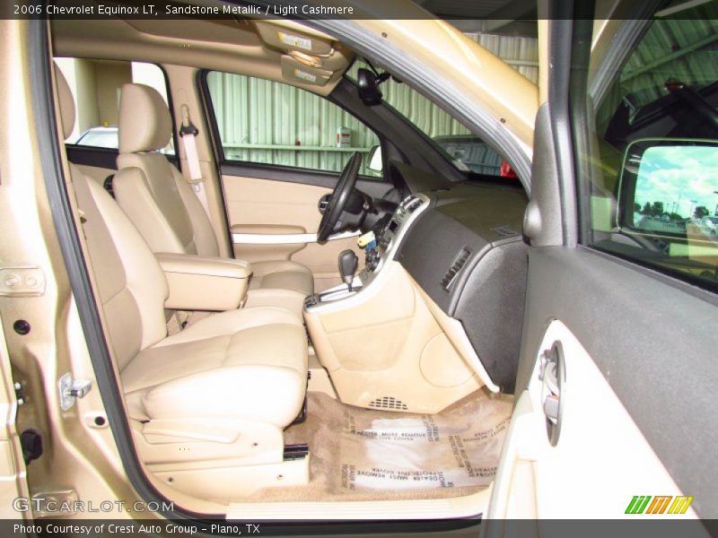 Sandstone Metallic / Light Cashmere 2006 Chevrolet Equinox LT