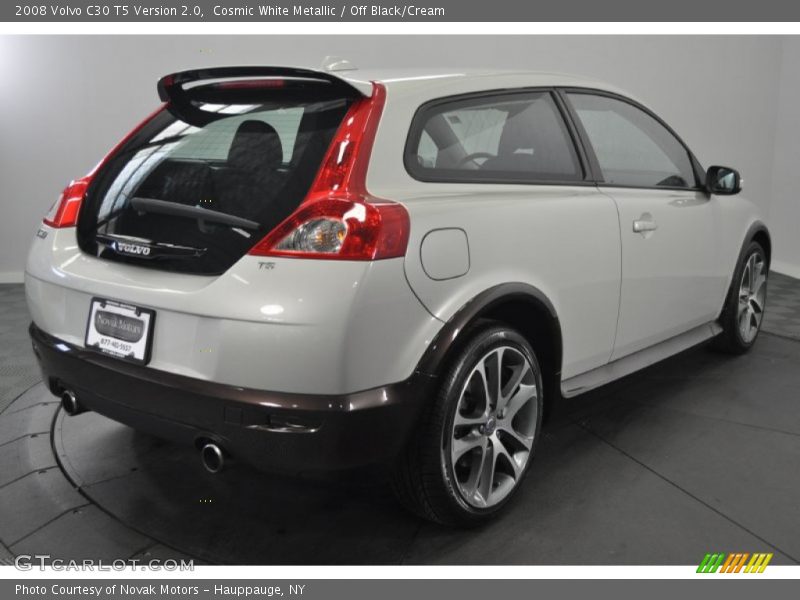 Cosmic White Metallic / Off Black/Cream 2008 Volvo C30 T5 Version 2.0