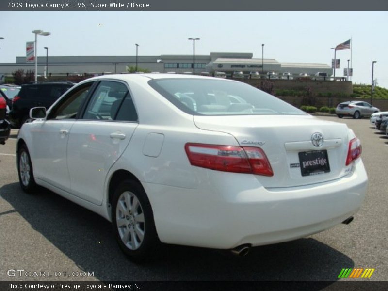 Super White / Bisque 2009 Toyota Camry XLE V6