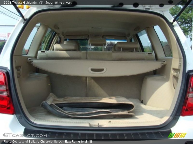  2001 Highlander V6 Trunk