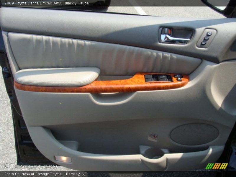 Black / Taupe 2009 Toyota Sienna Limited AWD