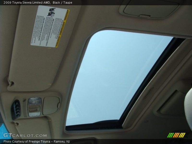 Black / Taupe 2009 Toyota Sienna Limited AWD