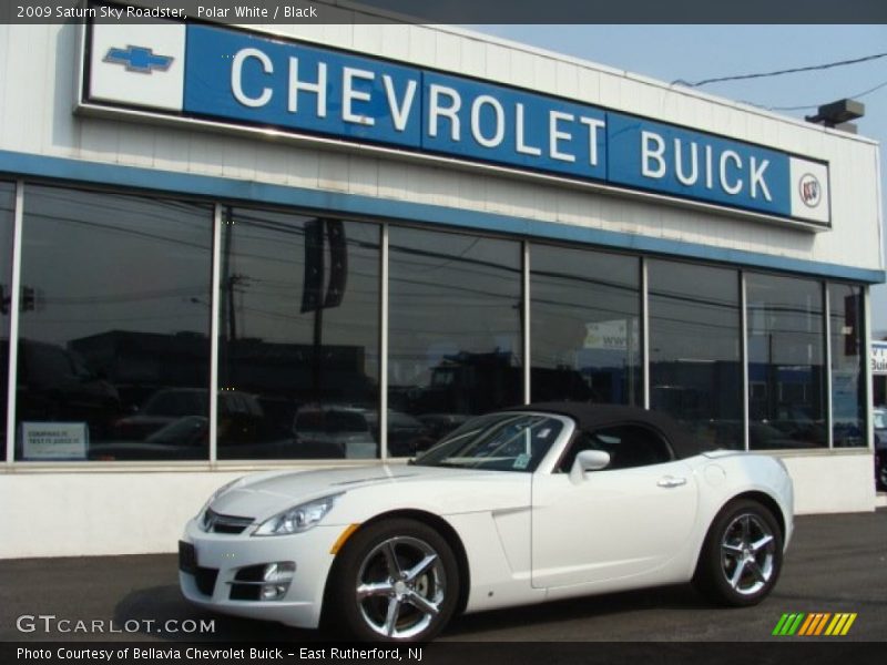 Polar White / Black 2009 Saturn Sky Roadster