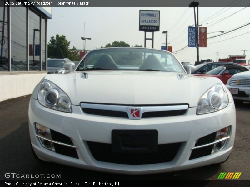 Polar White / Black 2009 Saturn Sky Roadster