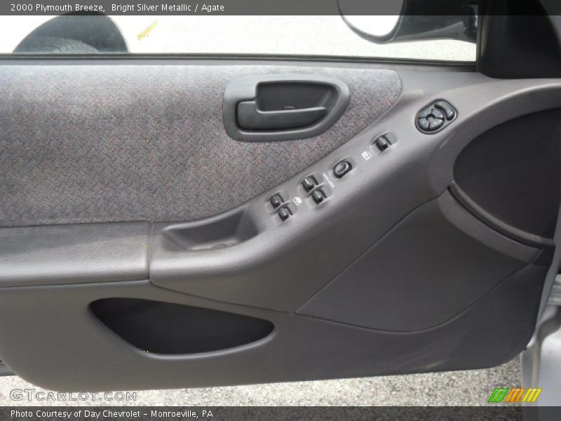 Bright Silver Metallic / Agate 2000 Plymouth Breeze