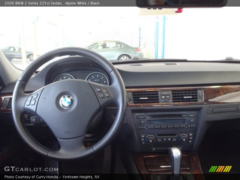 Alpine White / Black 2006 BMW 3 Series 325xi Sedan