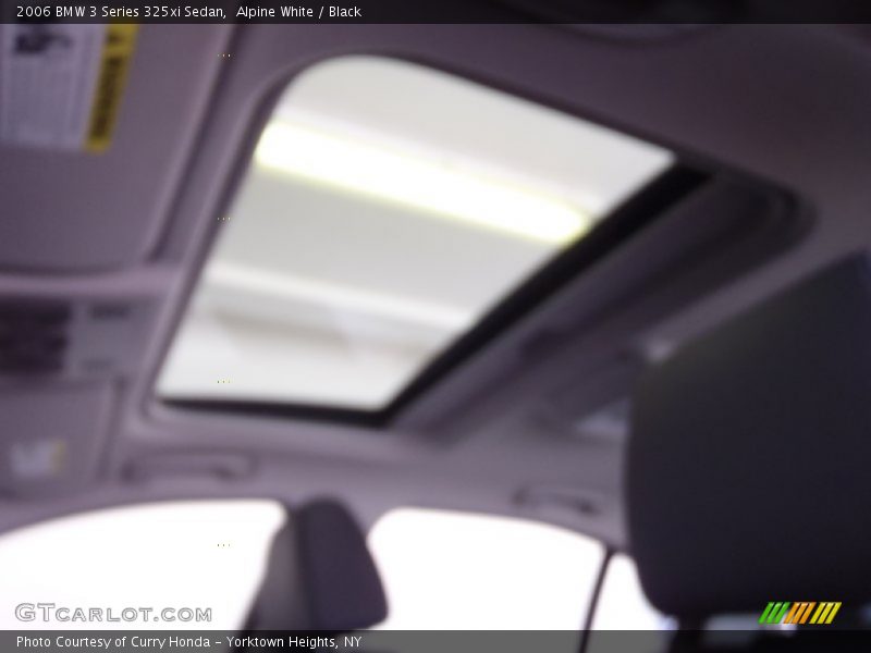 Alpine White / Black 2006 BMW 3 Series 325xi Sedan