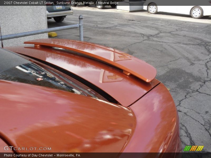 Sunburst Orange Metallic / Neutral Beige 2007 Chevrolet Cobalt LT Sedan