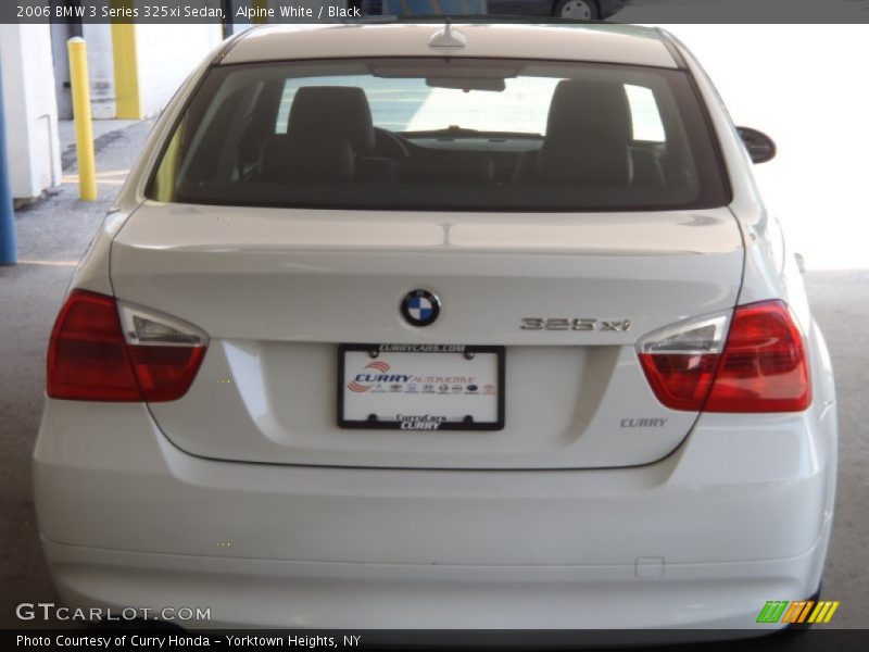 Alpine White / Black 2006 BMW 3 Series 325xi Sedan