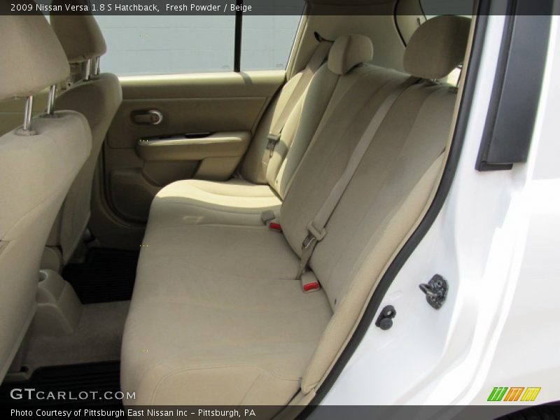 Fresh Powder / Beige 2009 Nissan Versa 1.8 S Hatchback