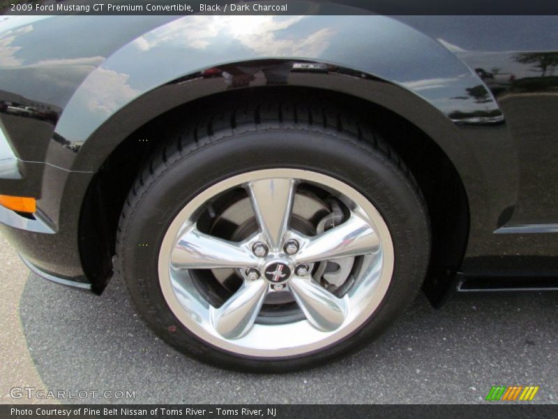  2009 Mustang GT Premium Convertible Wheel