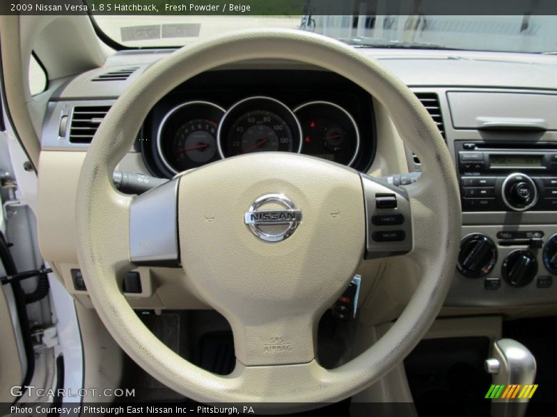 Fresh Powder / Beige 2009 Nissan Versa 1.8 S Hatchback