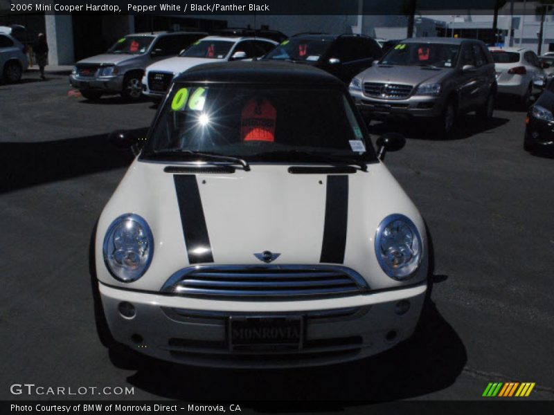 Pepper White / Black/Panther Black 2006 Mini Cooper Hardtop