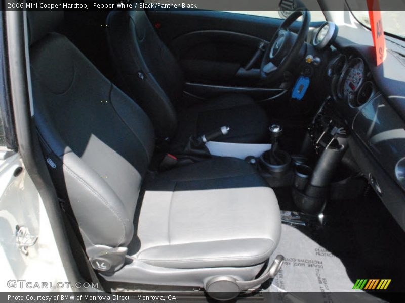 Pepper White / Black/Panther Black 2006 Mini Cooper Hardtop