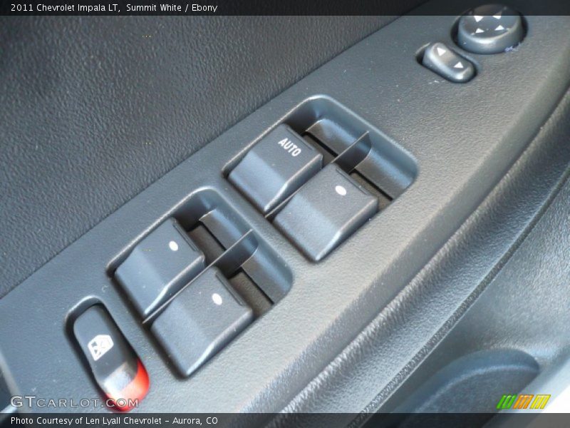 Summit White / Ebony 2011 Chevrolet Impala LT