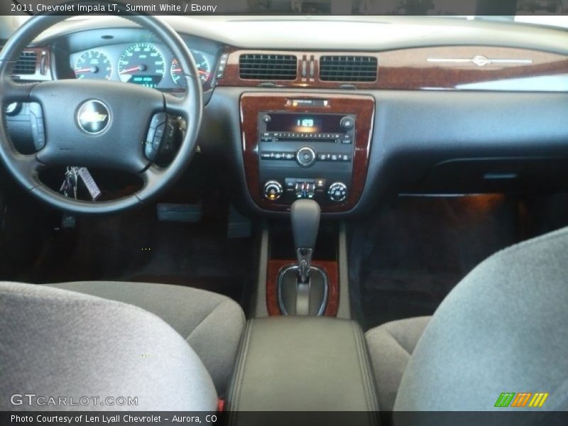 Summit White / Ebony 2011 Chevrolet Impala LT