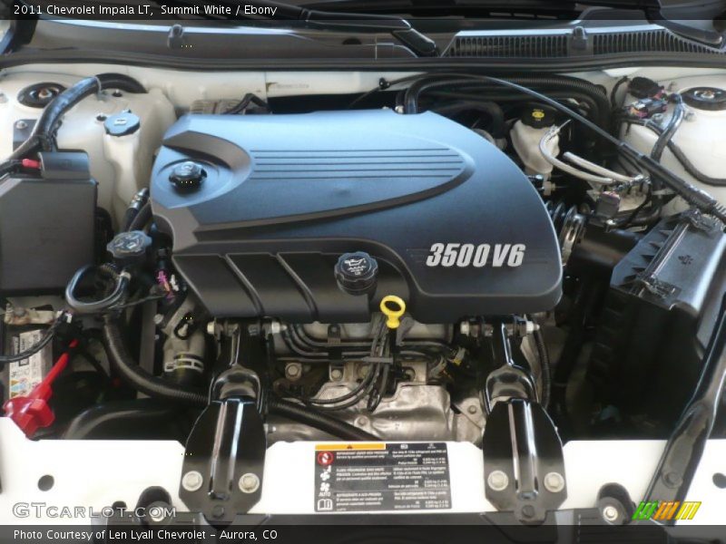 Summit White / Ebony 2011 Chevrolet Impala LT