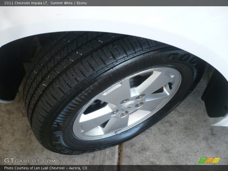 Summit White / Ebony 2011 Chevrolet Impala LT