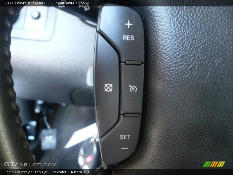 Summit White / Ebony 2011 Chevrolet Impala LT