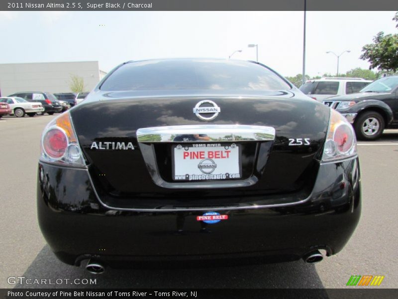 Super Black / Charcoal 2011 Nissan Altima 2.5 S